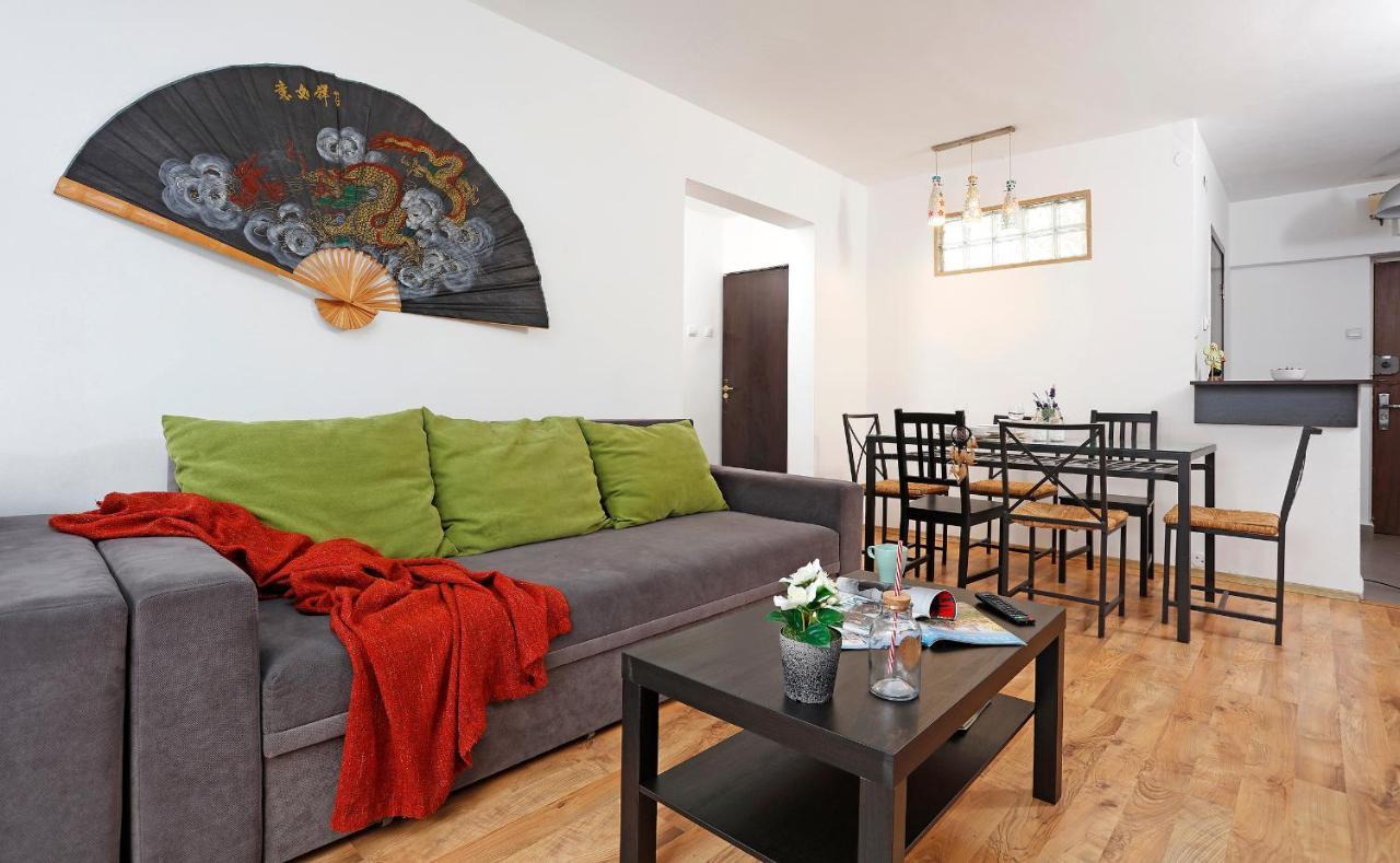 Central Apartment Very Close To Old City Bucarest Exterior foto